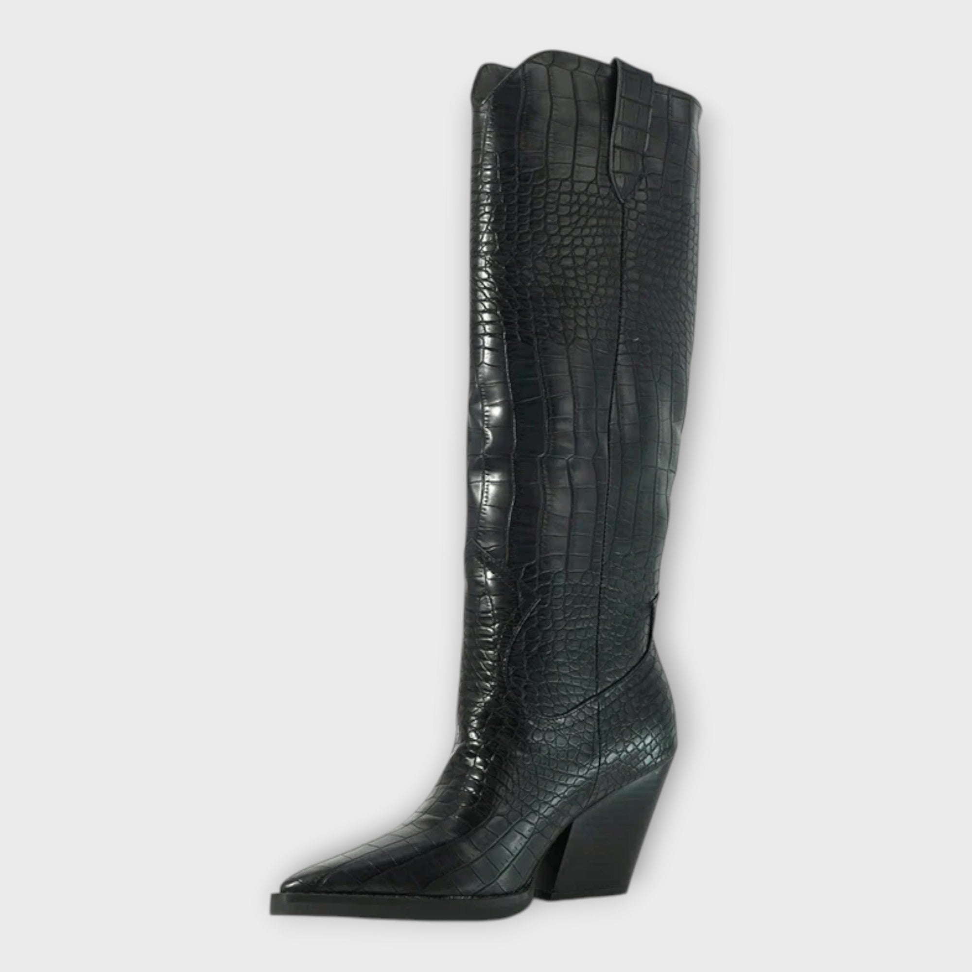 Čizme sa kroko dizajnom i elegantnom petom