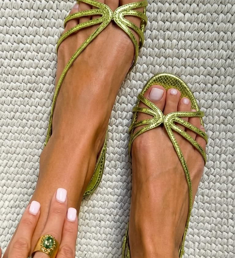 Milica | Zlatne Sandale Letnja Elegancija